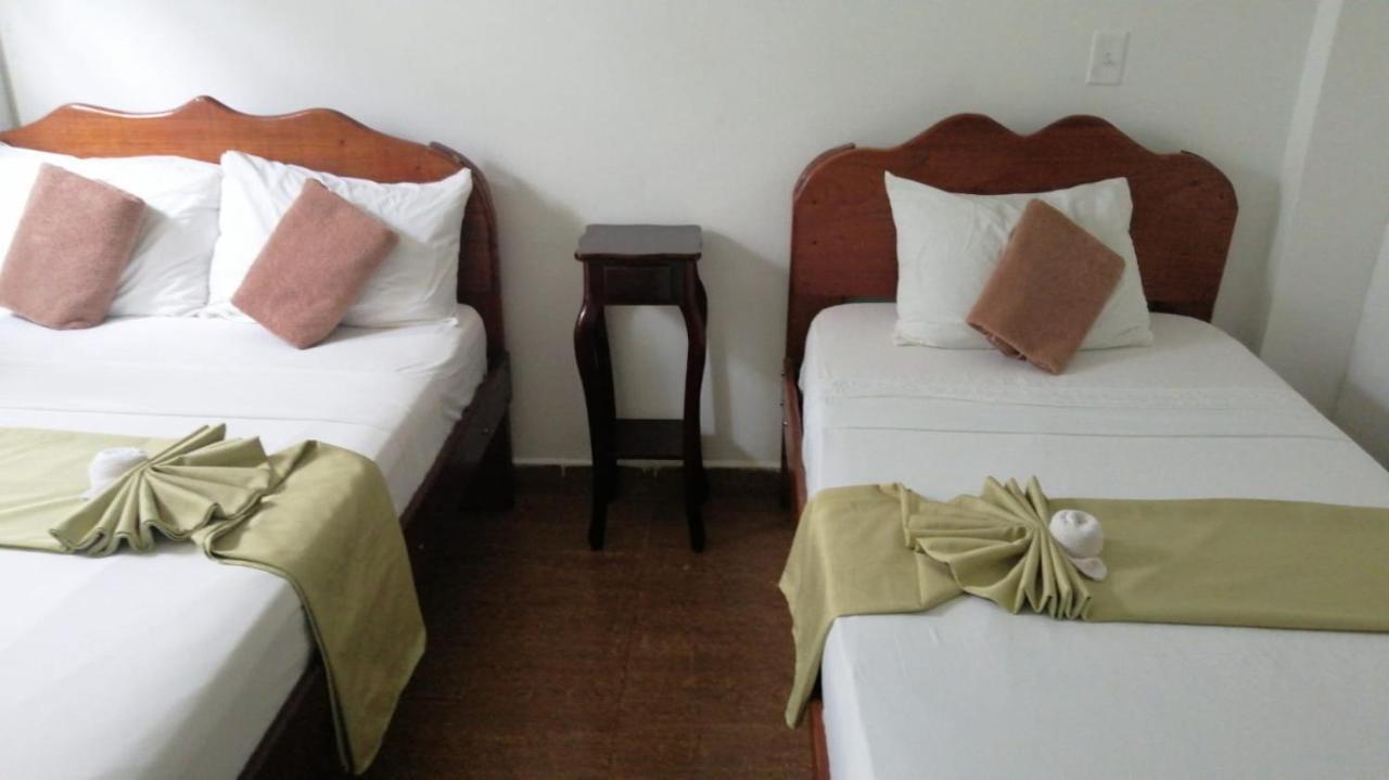 Hotel Don Chicho Bocas del Toro Exteriör bild